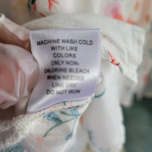 Linda Anderson Peasant Boho Floral 3/4 Sleeve Embroidered Tunic (Plus Size: XXL) - Picture 12 of 15